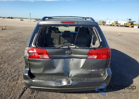 2005 Toyota Sienna Ce z USA, uszkodzony, nr VIN 5TDZA23C25S380968